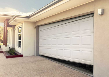 24 hour garage door repair in Carson